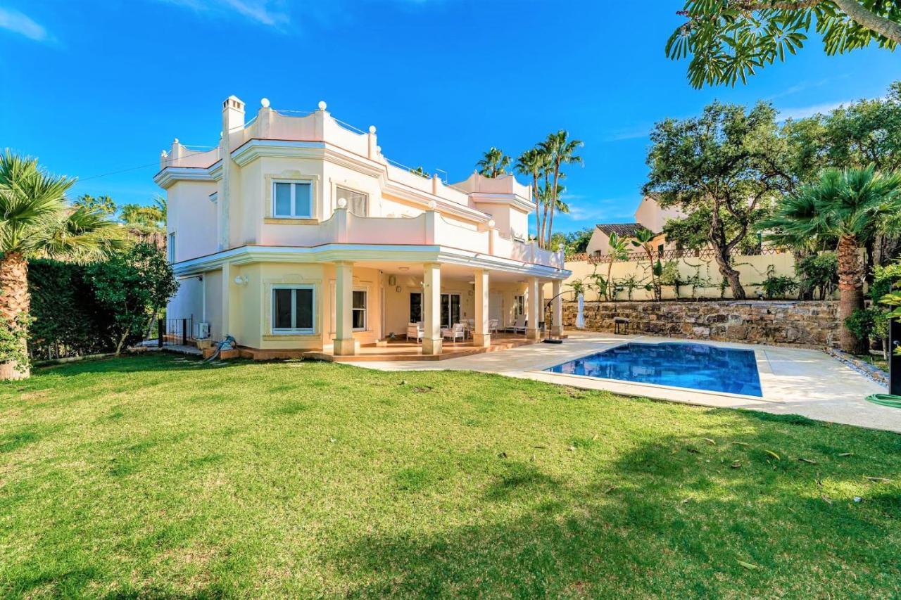 Villa Svim, Walking Distance To The Beach! Marbella Exterior foto